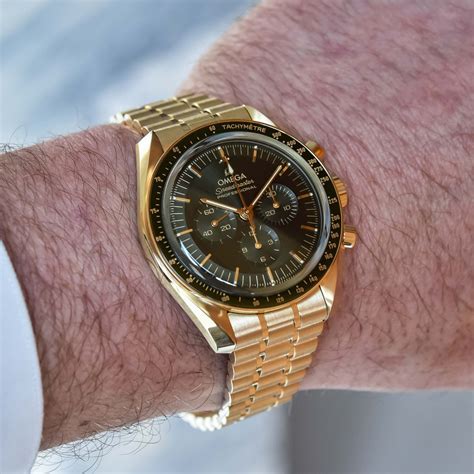 omega gold speedmaster green|Omega Speedmaster green face.